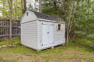 33 S Summer St, Nottingham, NH 03290 - Photo 32