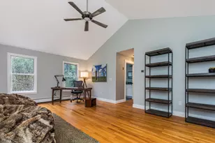 33 S Summer St, Nottingham, NH 03290 - Photo 12