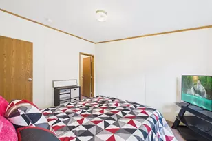 57 Sparrow St, Keene, NH 03431 - Photo 18