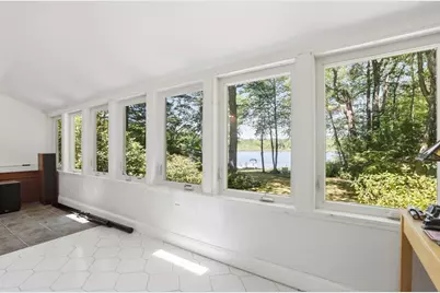 22 Hemlock Circle, Sandown, NH 03873 - Photo 10