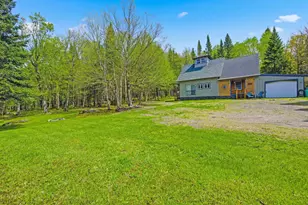 2484 N Main St, Pittsburg, NH 03592 - Photo 2