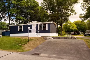 23 S Elderberry Ln, Rochester, NH 03867 - Photo 2