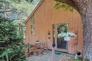 827 Covered Bridge Ln, Grantham, NH 03753 - Photo 4