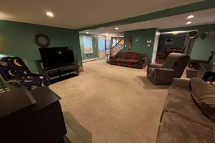 118 Danis Park Rd, Goffstown, NH 03045 - Photo 6