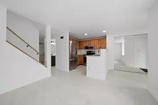 25 Silverton Dr, Nashua, NH 03062 - Photo 8