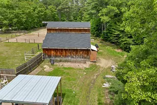341 Hill Rd, Franklin, NH 03235 - Photo 8