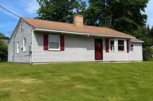 3 Lark Ln, Springfield, VT 05156 - Photo 2