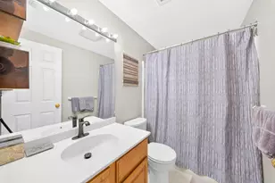 70 Walden Pond Dr, Nashua, NH 03064 - Photo 22