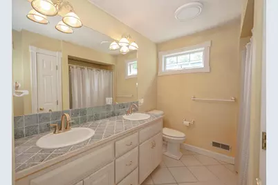 9 Olde Village Road, Salem, NH 03073 - Photo 16