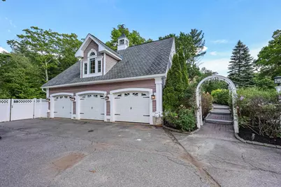 9 Olde Village Road, Salem, NH 03073 - Photo 8