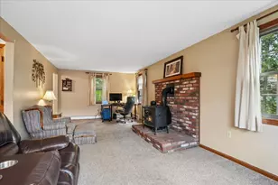 93 English Range Rd, Derry, NH 03038 - Photo 14