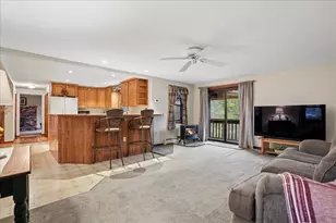 93 English Range Rd, Derry, NH 03038 - Photo 4