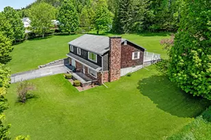 46 Corliss Ln, Colebrook, NH 03576 - Photo 2