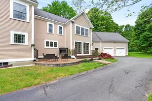 376 Main St, Hopkinton, NH 03229 - Photo 2