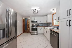 1 Jessica Ln, Derry, NH 03038 - Photo 8
