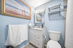 218 Pheasant Run, Hudson, NH 03051 - Photo 16