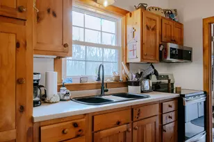 103 Monument Rd, Richmond, NH 03470 - Photo 10