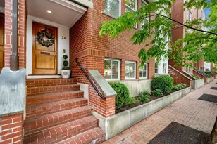 24 Porter St, Portsmouth, NH 03801 - Photo 1
