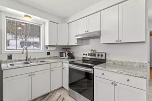 109 Weston Rd, Manchester, NH 03103 - Photo 14