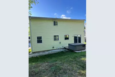 109 Weston Road, Manchester, NH 03103 - Photo 4