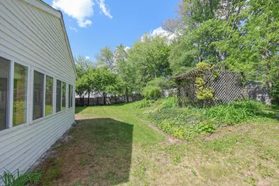 137 Grand Avenue, Manchester, NH 03109 - Photo 46