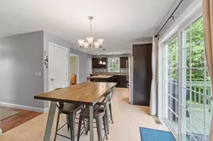 8 Jana Cir, Sandown, NH 03873 - Photo 8