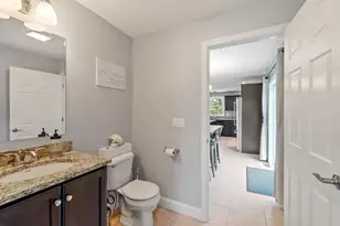 8 Jana Cir, Sandown, NH 03873 - Photo 30