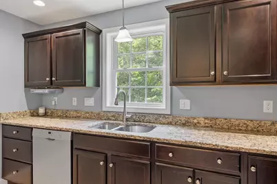 8 Jana Circle, Sandown, NH 03873 - Photo 6