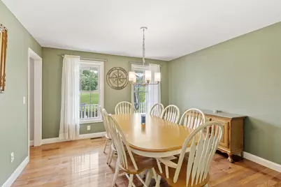 8 Jana Circle, Sandown, NH 03873 - Photo 16