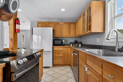 127 Glass Street, Pembroke, NH 03275 - Photo 12