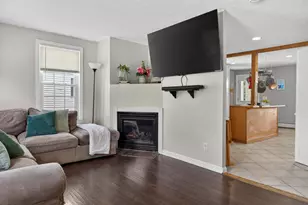 127 Glass St, Pembroke, NH 03275 - Photo 8