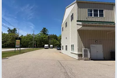 629 Calef Highway, Epping, NH 03042 - Photo 4