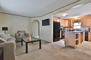 7 Pearl Ct, Merrimack, NH 03054 - Photo 6