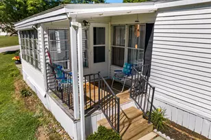 1 Woodgate Cir, Tilton, NH 03276 - Photo 2