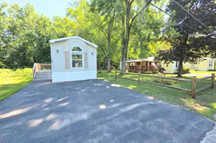 34 Stevens Dr, Concord, NH 03301 - Photo 2