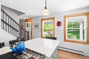 16 Hampshire Dr, Gilford, NH 03249 - Photo 14