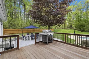 14 Forest Dr, Auburn, NH 03032 - Photo 48