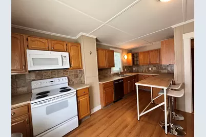 90 Centre Street, Concord, NH 03301 - Photo 6