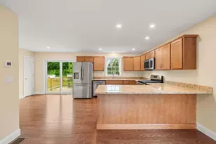 5A Violette Dr, Epping, NH 03042 - Photo 8