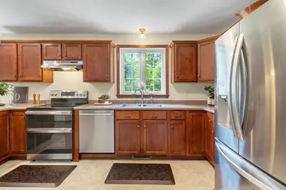 7 Westminster Lane, Auburn, NH 03032 - Photo 8