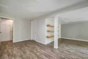 51 Stacey Cir, Windham, NH 03087 - Photo 14