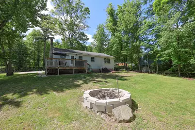 9 Sesame Street, Raymond, NH 03077 - Photo 8