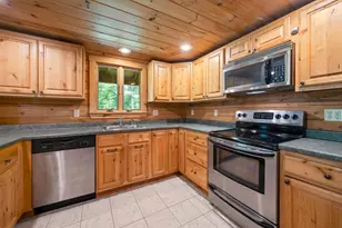 81 Pine Valley Rd, Bethlehem, NH 03574 - Photo 10