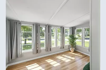1 Woodgate Circle, Tilton, NH 03276 - Photo 4