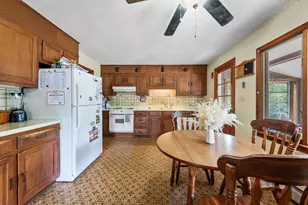 2 Parker Dr, Hudson, NH 03051 - Photo 10