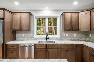 5 Daniel St, Somersworth, NH 03878 - Photo 6
