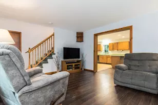 19 Glen Hill Rd, Dover, NH 03820 - Photo 10