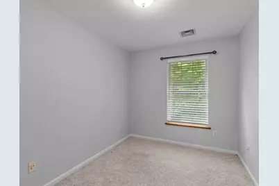 28 Lantern Lane, Kingston, NH 03848 - Photo 12