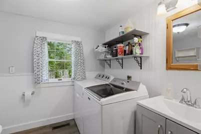 32 East Lull Place, New Boston, NH 03070 - Photo 10