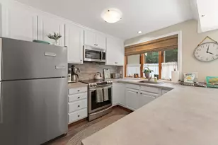 21 Vlg W Dr, Alexandria, NH 03222 - Photo 6